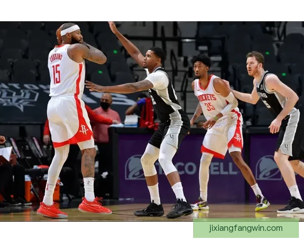 雷迪克盛赞东契奇斗志高昂斯马特成最佳队友助力球队再冲巅峰 雷迪克盛赞东契奇斗志高昂斯马特成最佳队友助力球队再冲巅峰